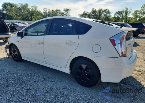 2013 Toyota Prius z USA, uszkodzony, nr VIN JTDKN3DU3D5576280